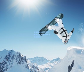 【开云体育app下载】战术桎梏与时代更迭，曼城王座下的裂痕并非无解之谜